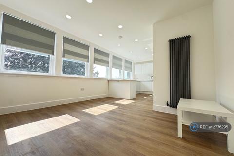 undefined, Cardiff Road, Luton, LU1