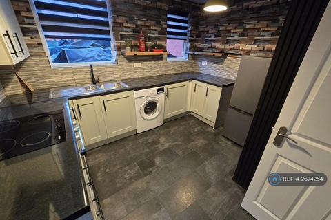 2 bedroom flat to rent, Greenbank Road, Darlington, DL3