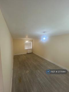 2 bedroom terraced house to rent, Boytons, Basildon, SS15