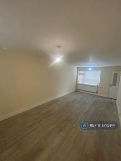 2 bedroom terraced house to rent, Boytons, Basildon, SS15