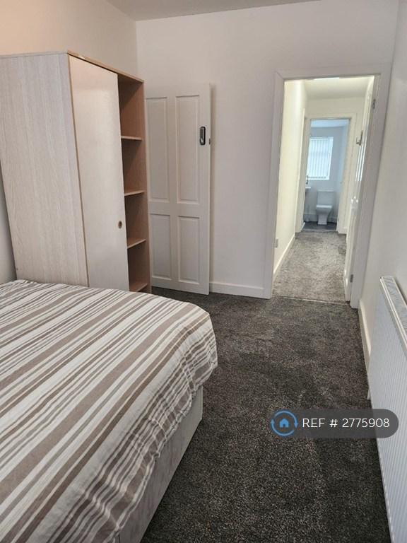 Bedroom 2 With Wardrobe