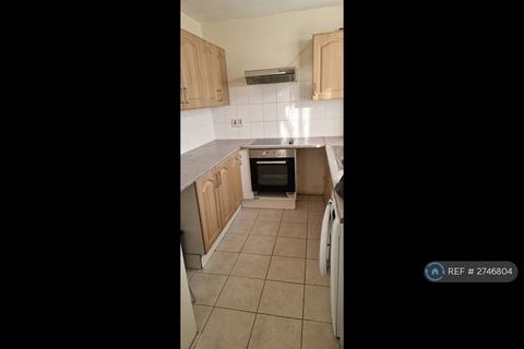 2 bedroom flat to rent, Dorrington Court, London, SE25