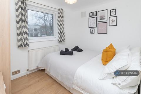 undefined, Worsley Bridge Road, London, SE26