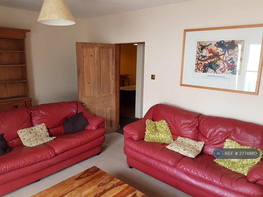 Flat 49b Gaol Road