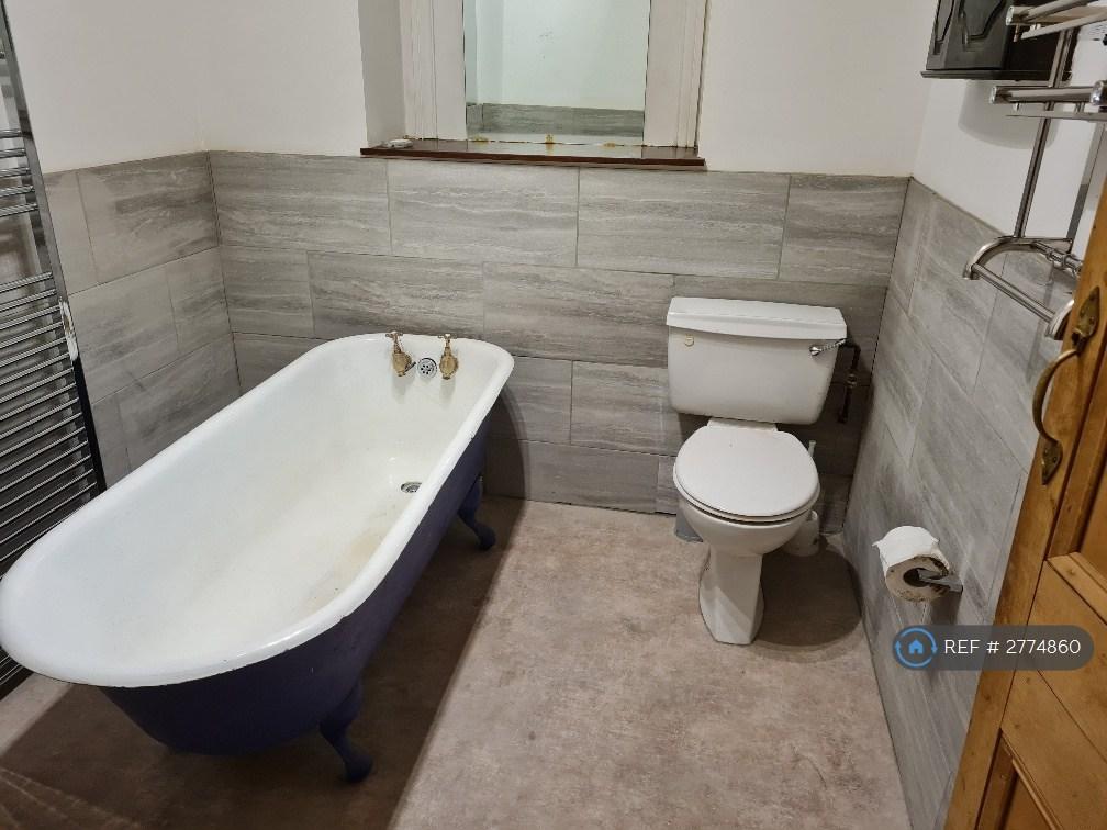 Bath, Toilet