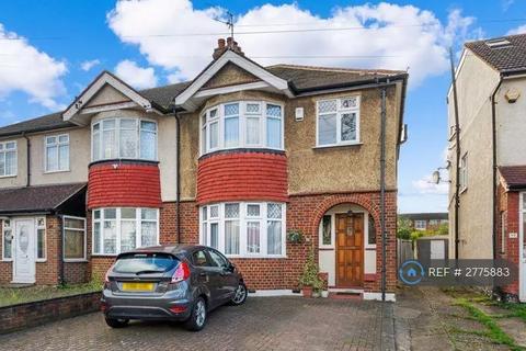 undefined, Hamilton Avenue, Sutton, SM3