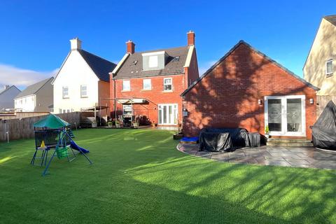 5 bedroom detached house for sale, Ffordd Tir Brychiad, Cwmbran NP44