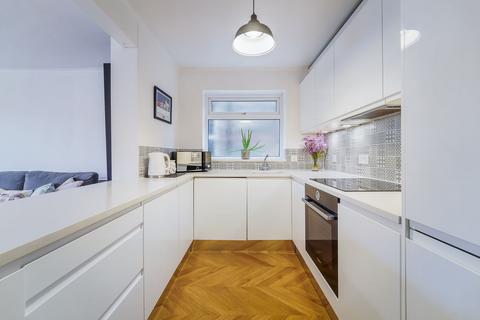 undefined, The Avenue, Surbiton KT5