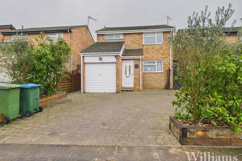 undefined, Eliot Close, Aylesbury HP19