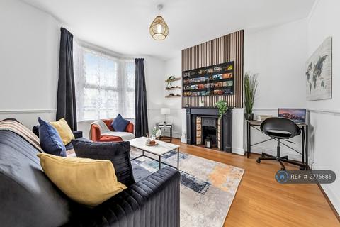 5 bedroom terraced house to rent, Stafford Road, London, E7