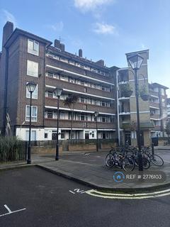 1 bedroom in a flat share to rent, Cowper House, London, SE17