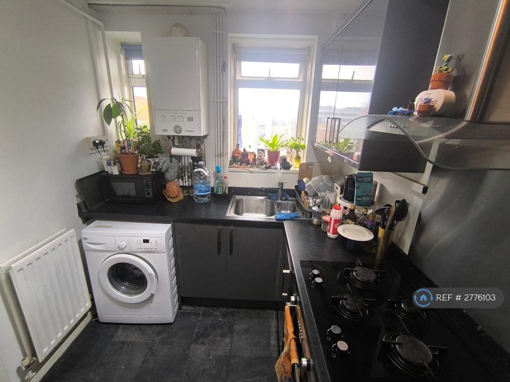 Kitchen 1