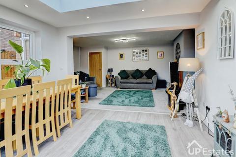 undefined, Sherbourne Avenue, Poplar Farm, Nuneaton