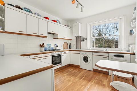 3 bedroom apartment for sale, Oak Hill Park, London, NW3