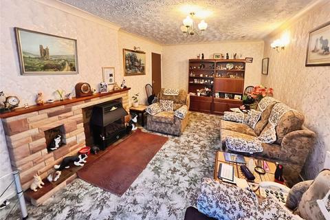 2 bedroom bungalow for sale, Ridgeway Road, Staffordshire DE15