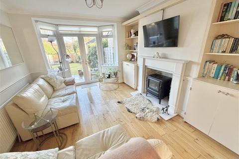 3 bedroom semi-detached house for sale, Dumber Lane, Sale