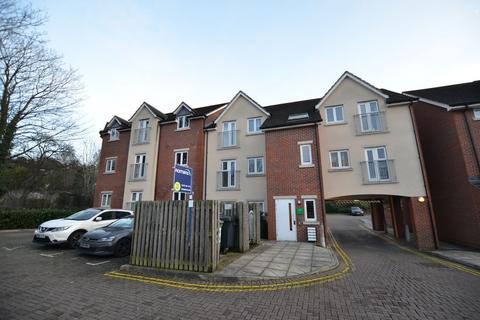 2 bedroom flat to rent, Almond Court, Cromwell Road, Camberley, GU15