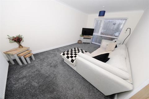 undefined, Altyre Court, Glenrothes