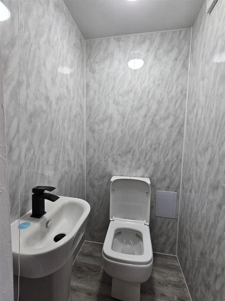 PIC 12-.jpg