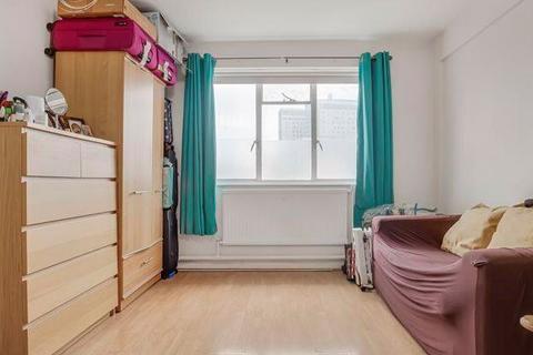 undefined, Commercial Road, London E1