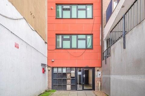 undefined, Commercial Road, London E1