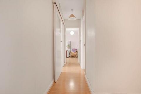 undefined, Commercial Road, London E1