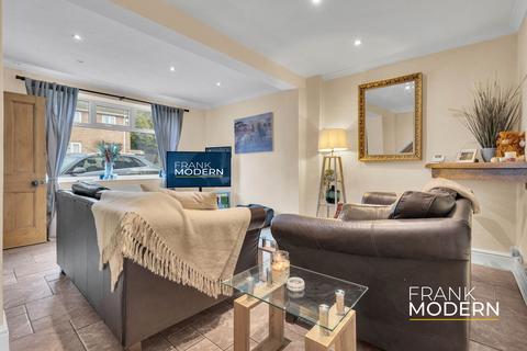 3 bedroom terraced house for sale, Lyndon Road, North Luffenham, LE15