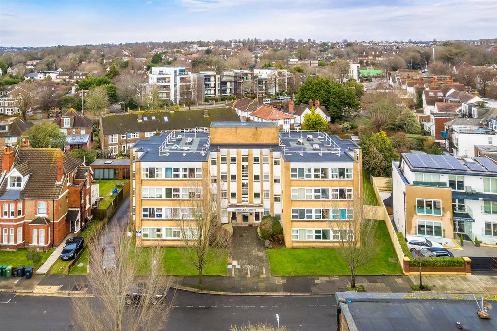 26 Aynsley Court-13.jpg