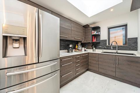 2 bedroom flat for sale, Shirland Road, Maida Vale W9