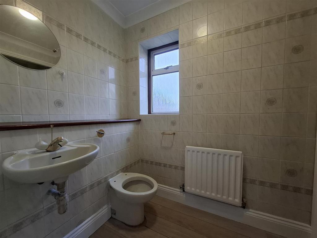 Cloakroom.jpg