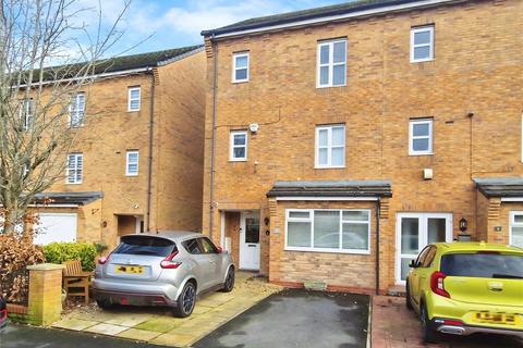 5 bedroom end of terrace house for sale, Thorncroft Avenue, Wigan M29