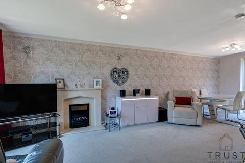 undefined, Greenacres Drive, Birstall, WF17