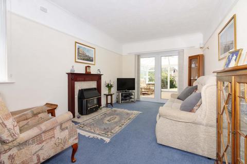undefined, Griffiths Avenue, Lancing
