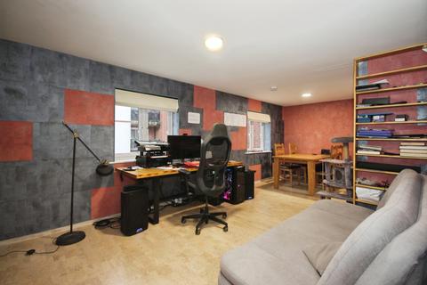 2 bedroom apartment for sale, Poppleton Close, Coventry, CV1