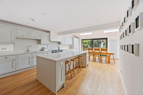 4 bedroom detached house for sale, Clayton Avenue, Hassocks, BN6 8HD