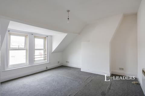 2 bedroom flat to rent, Ashley Road, Poole, BH14