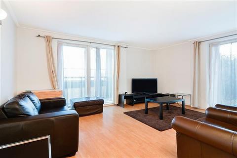 2 bedroom flat to rent, Seacon Tower, Hutchings Street, London, E14