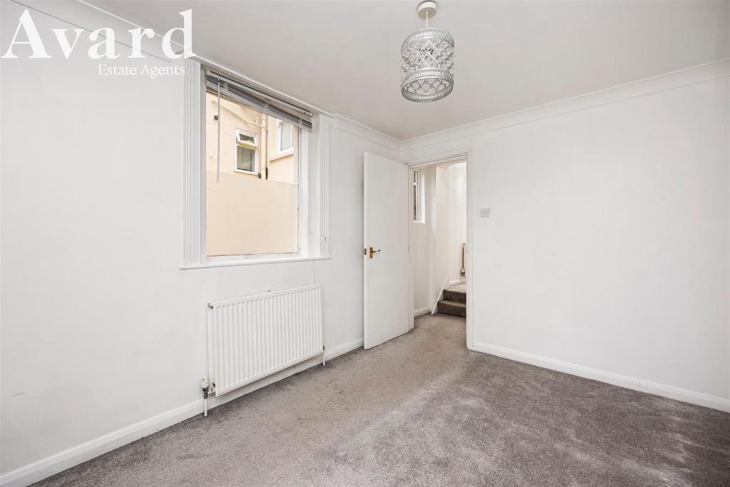 Springfield Road 150 Flat 2-010.JPG