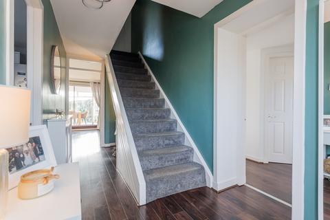 4 bedroom semi-detached villa for sale, 17 Back O'Hill, Crosslee, PA6 7LD