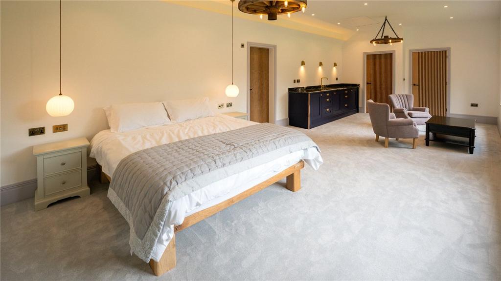 Principal Bedroom