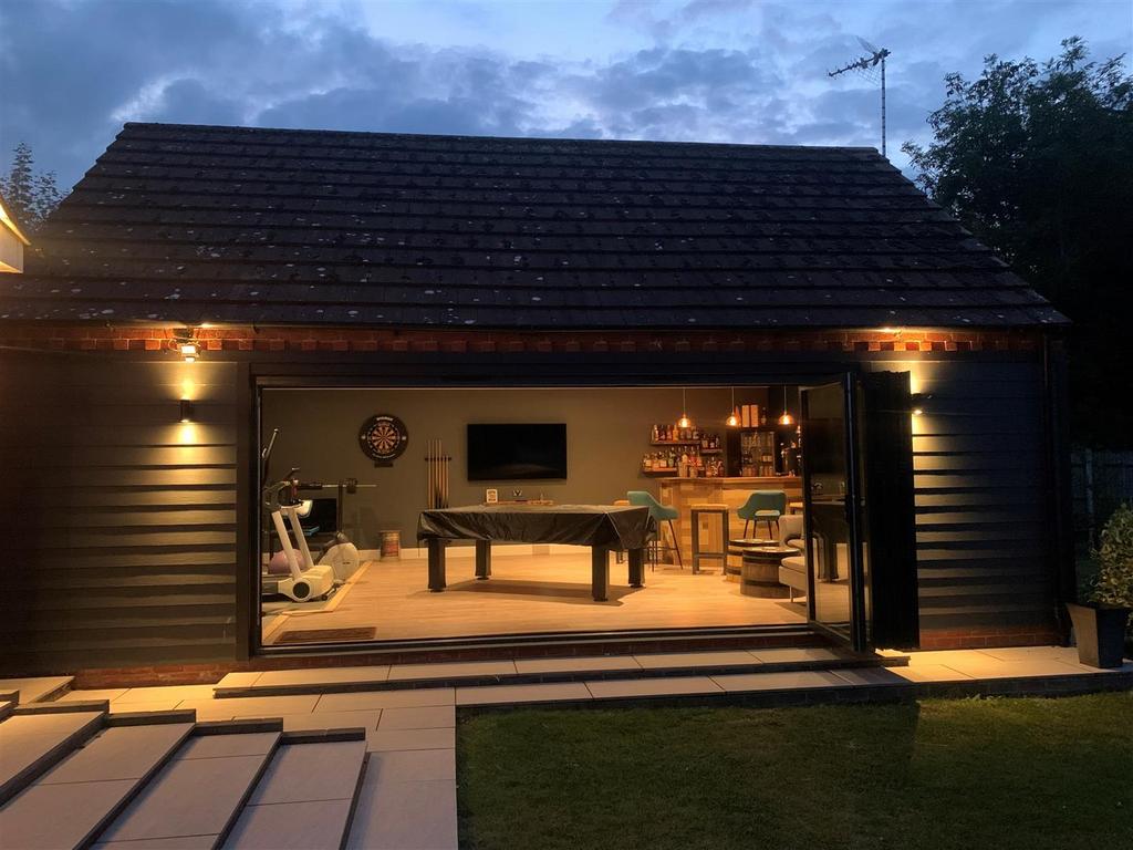 Yarmouth Road Games Room Evening .jpg