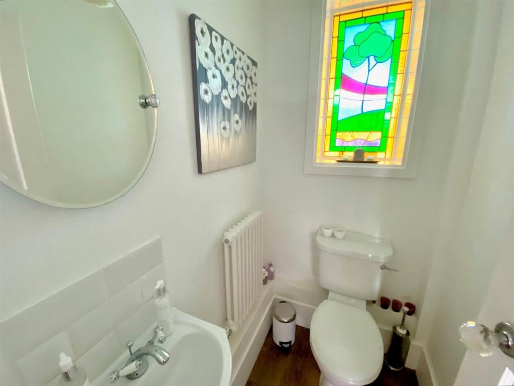 Ground Floor WC.jpg