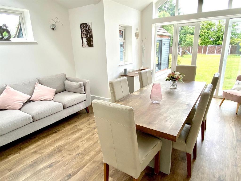 Dining And Sitting Area.jpg