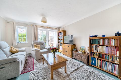 2 bedroom semi-detached house for sale, Gardenia Drive, Fareham, Hampshire, PO15