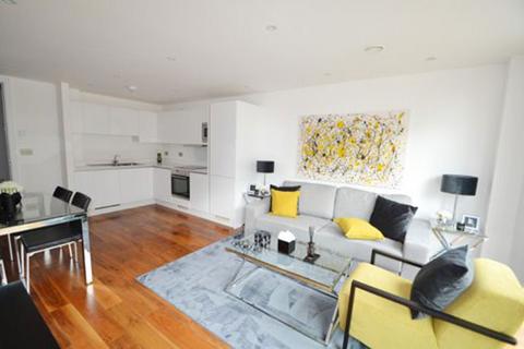 undefined, Lovely, Spacious 1 Bed with Communal Roof Terrace