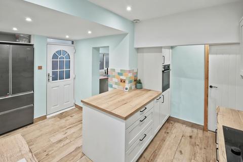 undefined, Mountside Crescent, Prestwich, M25