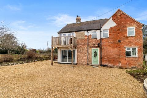 undefined, Ledbury Road, Dymock, Gloucestershire