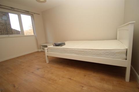 undefined, Ashby Court, Hemel Hempstead, HP2