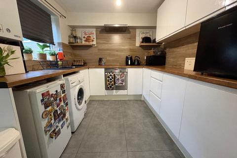 2 bedroom flat to rent, Ashby Court, Hemel Hempstead, HP2