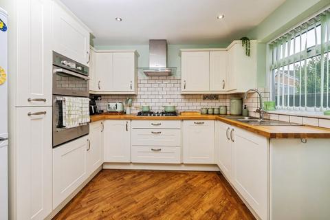 3 bedroom detached bungalow for sale, Dane Close, Lincoln LN4